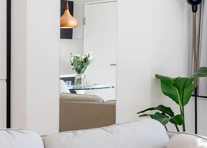 Designer In The Philipshaus * Vienna